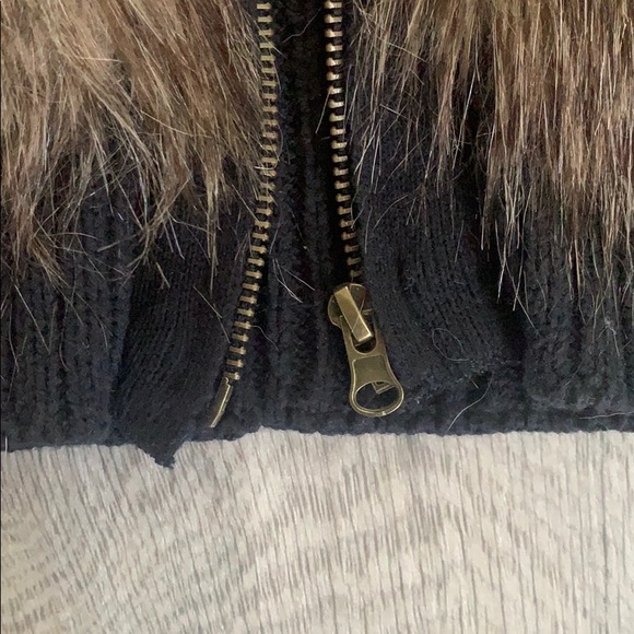 Faux fur sweater vest - Picture 5 of 6
